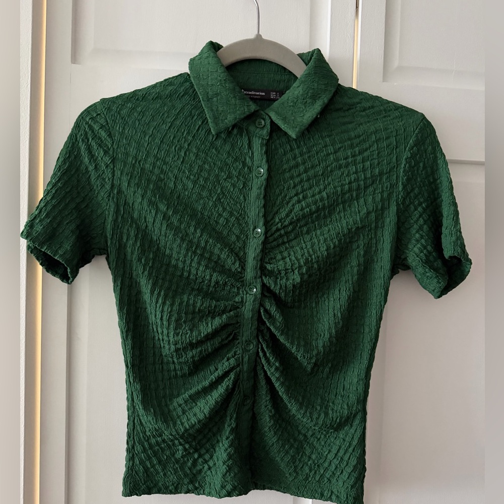 NWOT Stradivarius Ruched Textured Button Down Short Sleep Top in Green – Size S